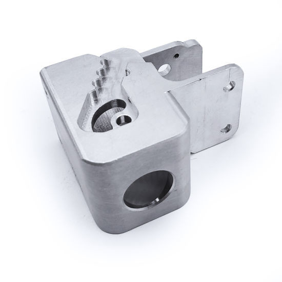 OEM Anodized CNC Machining Aluminum Parts Tolerance 0.05mm Silvery Color
