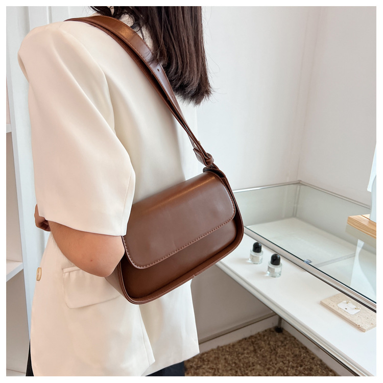 Main Material PU Women's Satchel Brans Handbag Fashion Luxury Shoulder Bag for Dating