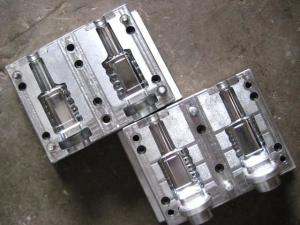 China Stainless Steel Plastic Preform Mould , Water Bottle Mold With 3D / 2D Drawing wholesale