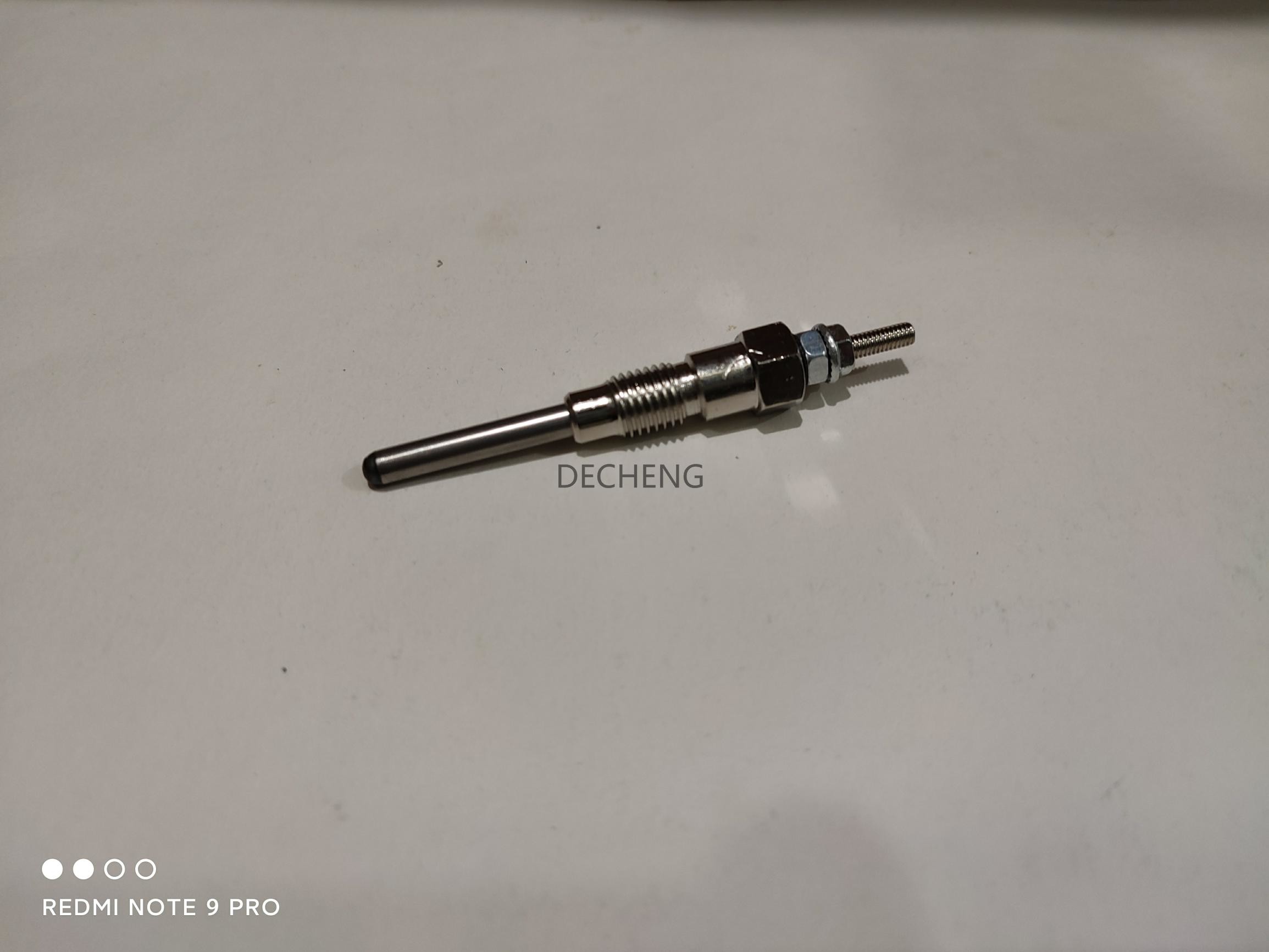 V2203 Kubota Diesel Engine Spare Parts Glow Plugs D1503