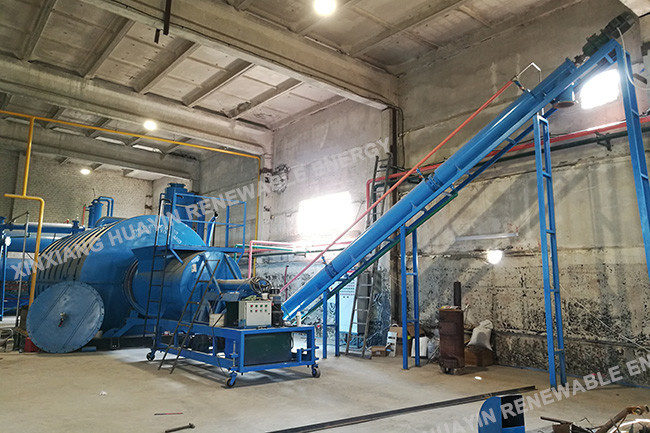 12 TPD Pyrolysis Oil Plant 12 Ton Batch Type Waste Plastic To Oil Machine