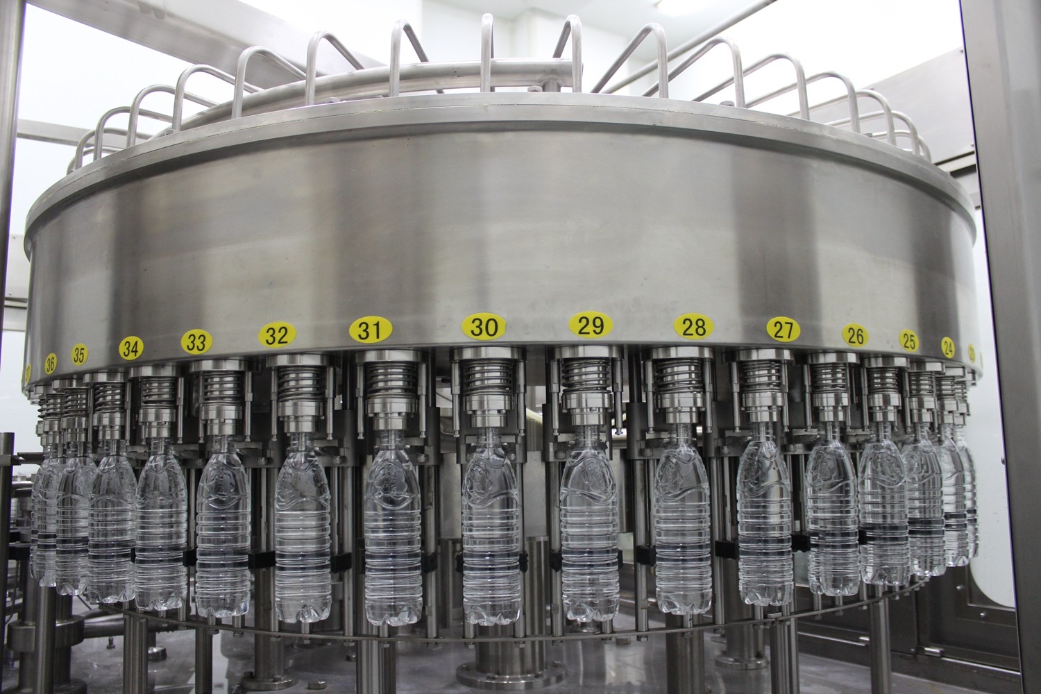 Automatic Capping 8000 BPH Bottled Water Filling Machines