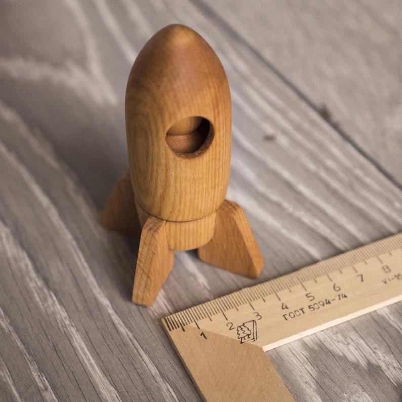 Multifunctional Wooden Rocket Toy , Wooden Activity Rocket With Astronaut Dog