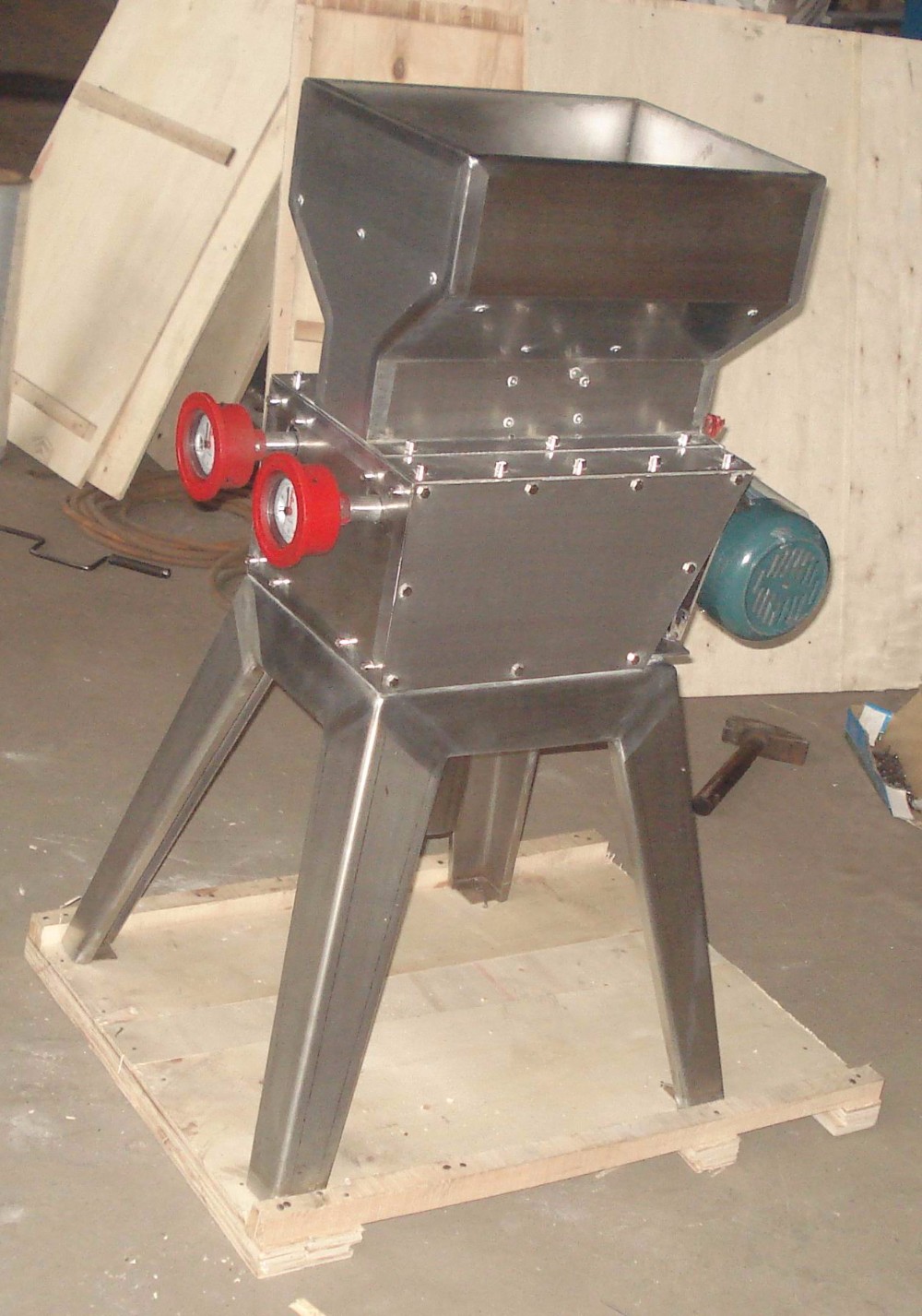 Mini Stainless Steel Grain Grinder The Ultimate Solution for Bar and House Brewing