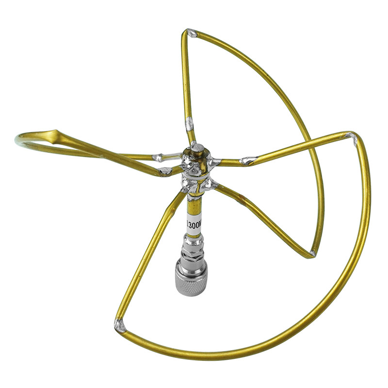 High Gain Antenna for 1200-1300 MHz Frequency Range with Three-leaf Clover Design