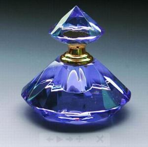 China Elegant Crystal Perfume Bottle wholesale