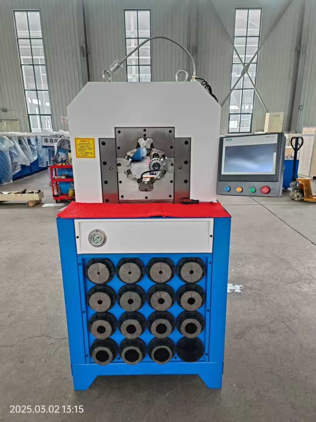 Ultra-Thin 2 Inch PLC Control Systerm 300 Pieces / Hour Without Fast Change Moulds Tools Hydraulic Hose Pressing Machine Hydraulic Fitting Press Big