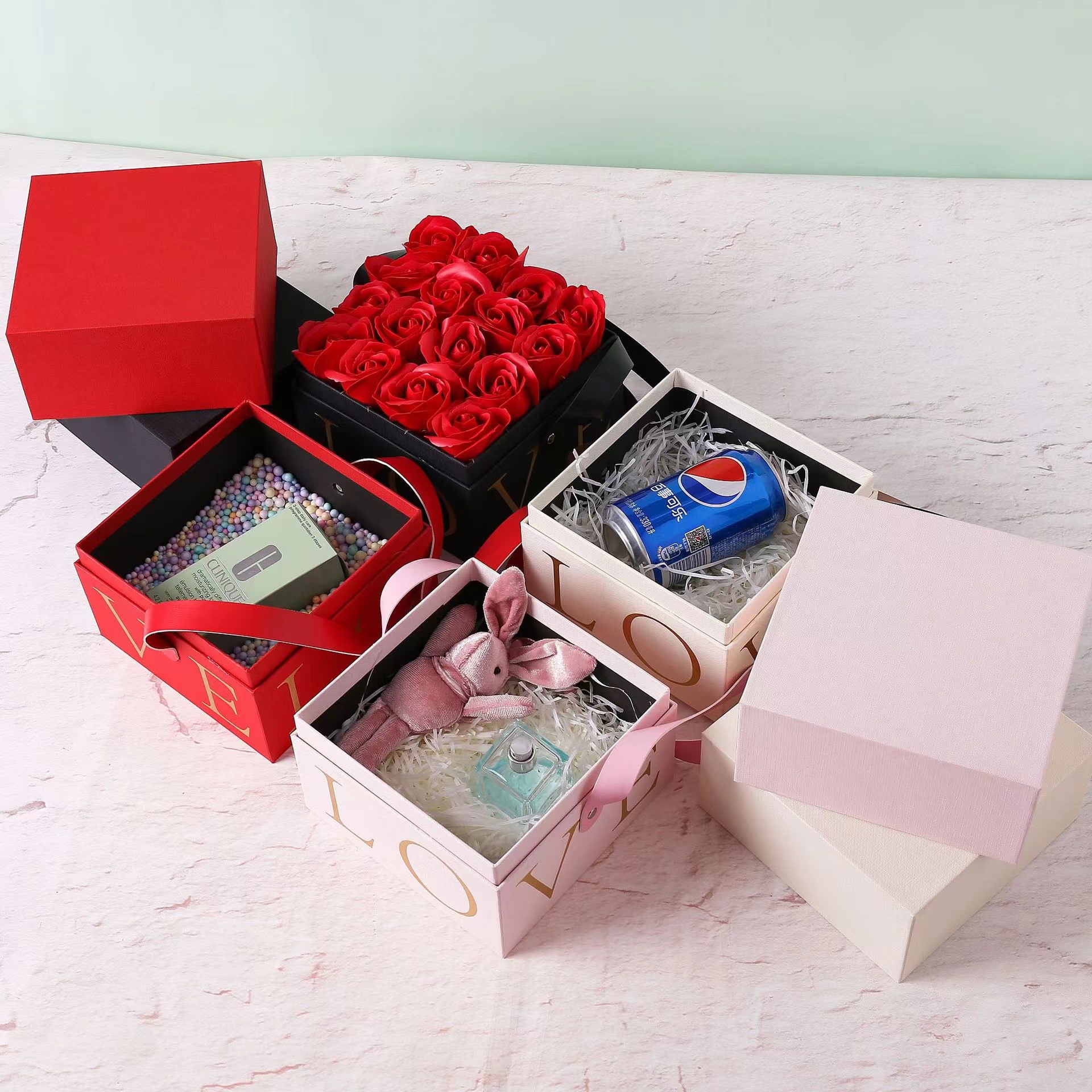 Luxury Flower Base And Lip Packaging Boxes For Bouquets Gift Paper Flower Box