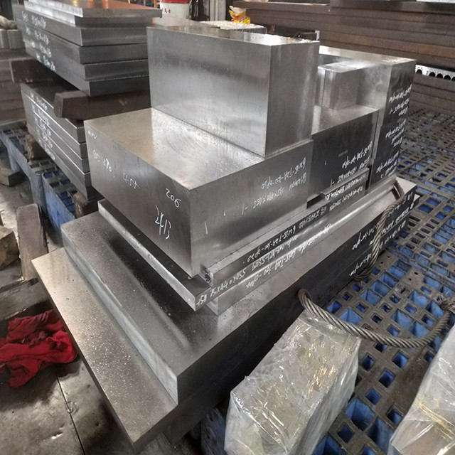 100mm Diamater Round Bar 1.2379 / AISI D2 Tool Steel