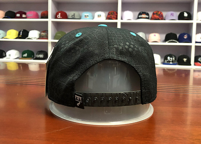 Customize Debossed Snapback Hats And Caps Mens 3D Embroidered With String