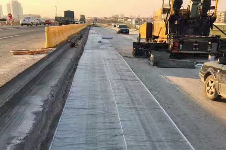 Butyl Silver Pavement Anti-cracking Stickers Seam Tape for Repairing Asphalt Road Cracking