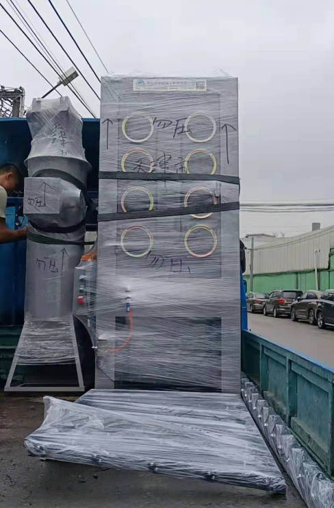 Small Size Cheap Price Manual Glass Sandblasting Machine with Manual Gun for Sale