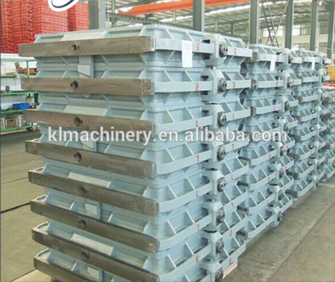 Cast iron mould box