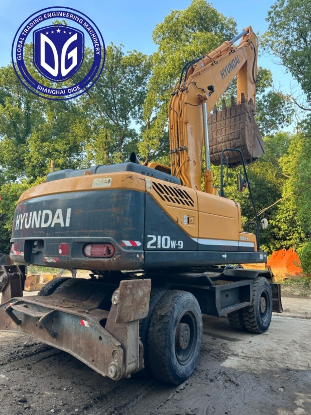 Origin Korea 210W-9 Used Hyundai Wheel Excavator 210W-9 Wheel Excavator Secondhand Hyundai Excavator 210W-9