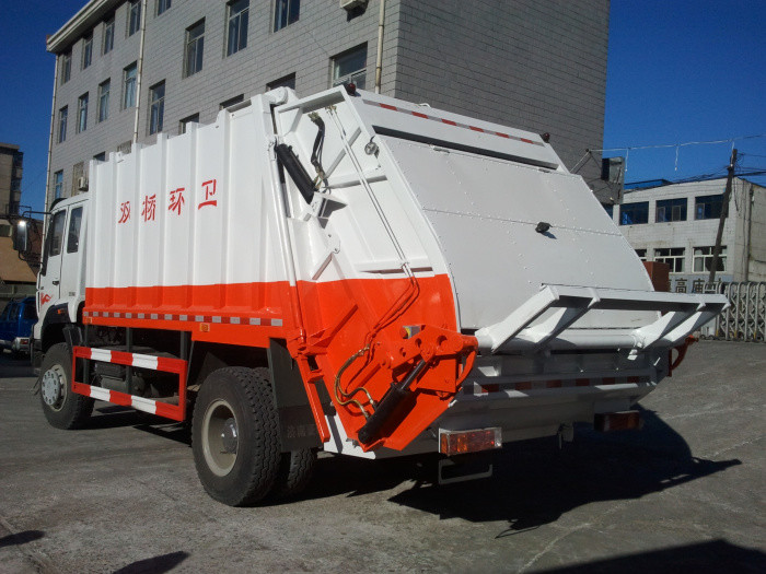 4x2 6001 - 10000L Garbage Compactor Truck Special Purpose Truck Diesel Fuel Type