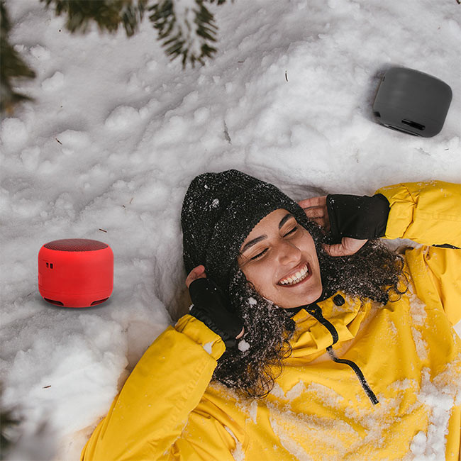 Portable Wireless Waterproof Speaker With MP3 WAV APE FLAC Playing Format