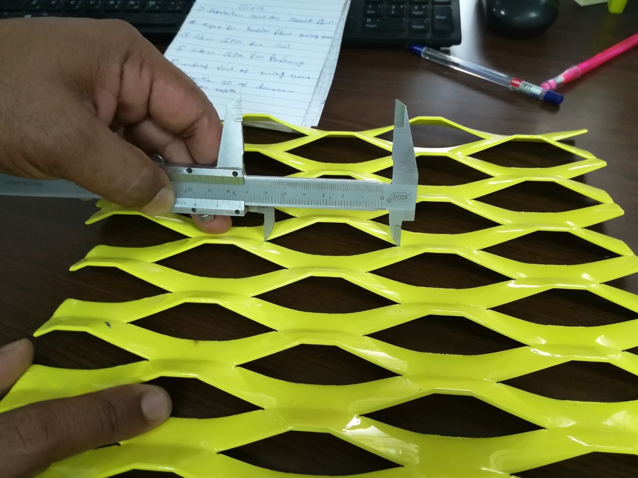 Aluminium Expanded Metal Sheet 20mm Strand Width Expanded Metal Sheet Roll