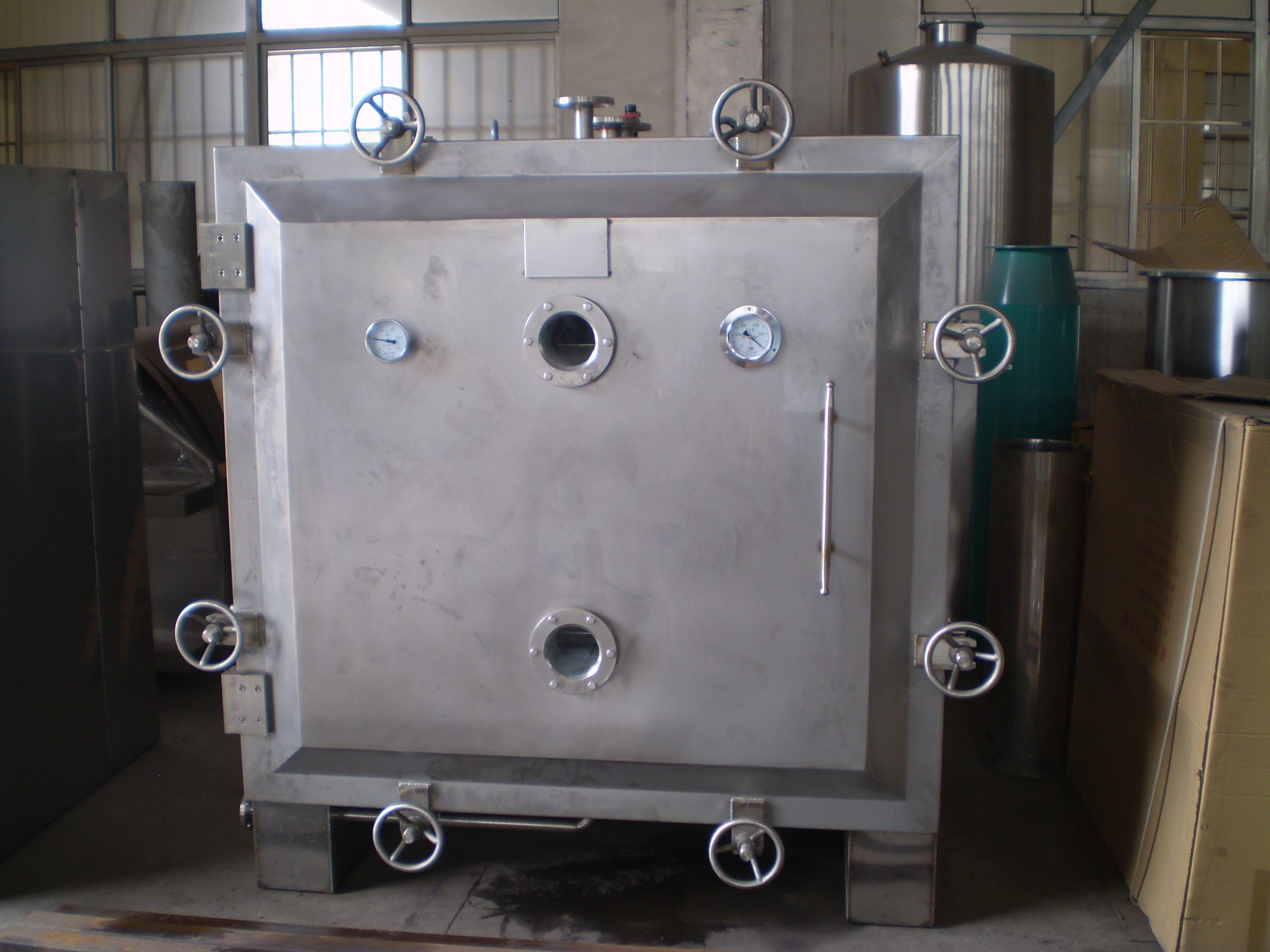 Round Shape Vacuum Drying Machine For Pharmaceutical Industry Rotocone Vacuum Dryer