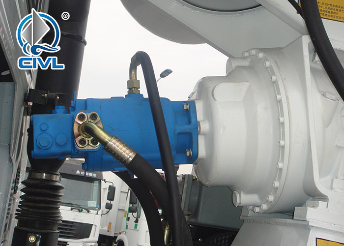 Mobile Concrete Mixing Equipment With 10CBM Mixer Tank RHD 10 Wheels 336HP Concrete Mixer Truck