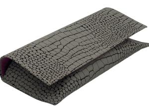 China Crocodile Grain Magnetic Leather Sunglasses Pouch wholesale