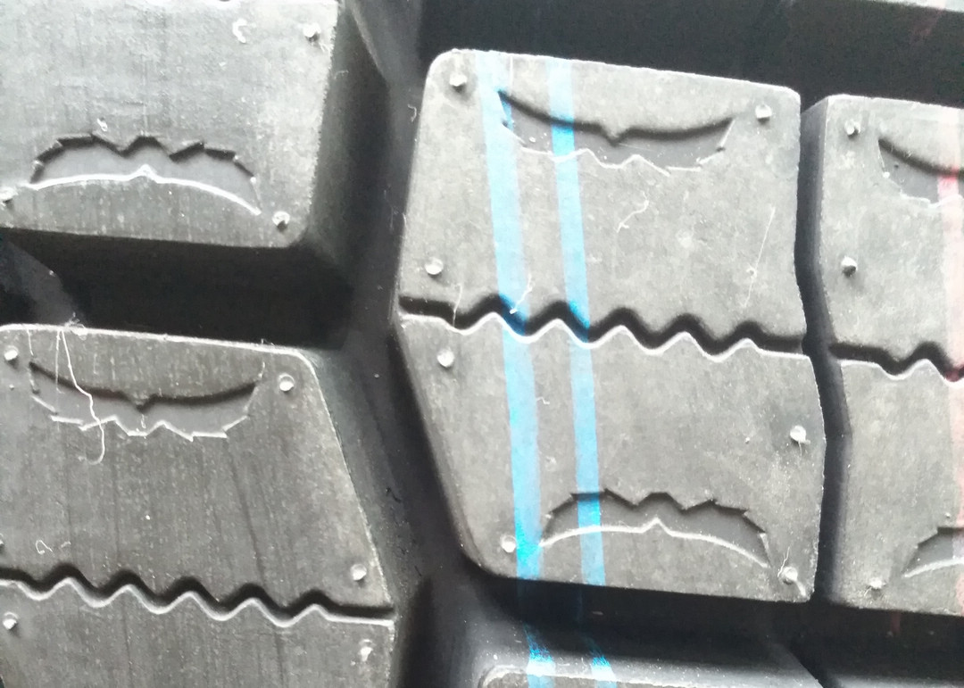 Block Pattern 12R22.5 Commercial Truck Tires , Wide Truck Tires 22 Inch Rim Dia