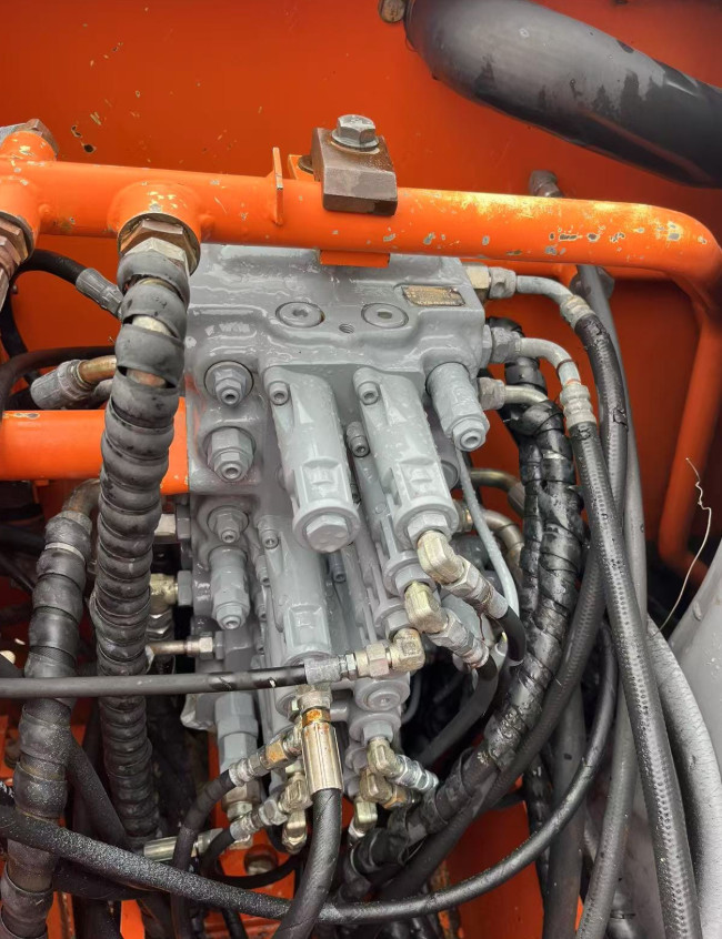 5850KG Hitachi ZX60 Used Crawler Excavators 6 Ton Construction Machine