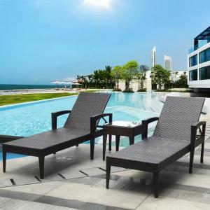 China Modern Rattan Sun Lounger UV Resistant Chaise Lounge Chairs Outdoor wholesale