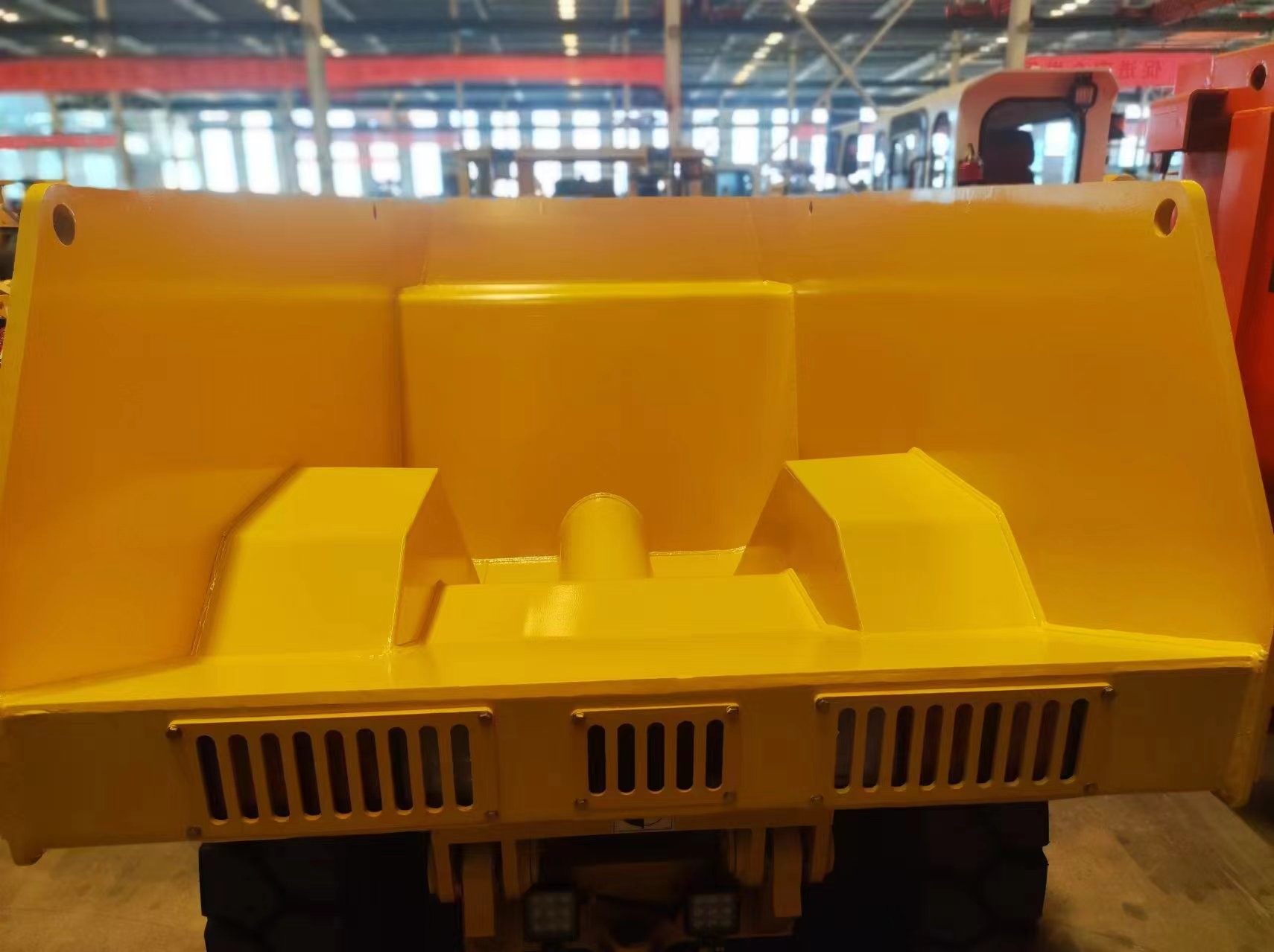 Mini Underground Mining Dump Truck DRUK -6 6 TONS Chinese dumper PERU market