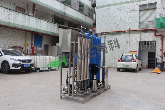 Small Reverse Osmosis water filter 1500GPD 250 liter ro plant price drinking water treatment machine