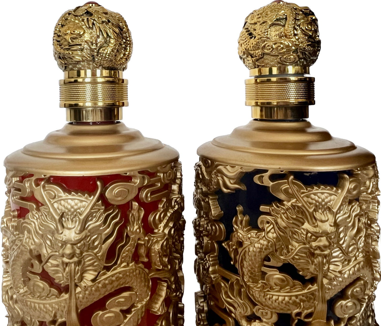 Capacity 200ml/300ml/500ml/750ml/1000ml Glass Bottle with Twelve Zodiac Relief Design