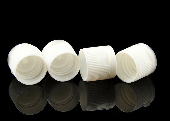 18mm 20mm Plastic Cosmetic Bottle Caps Flip Top White Ribbed Surface Customized