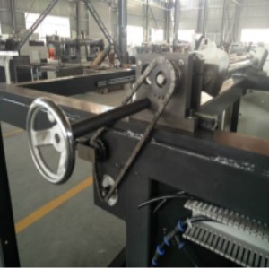 940mmx610mm Paper Roll Cutting Machine CE Roll Die Cutting Machine