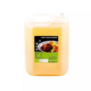 China Large 4.5L Square Plastic HDPE Water Jug Liquid Utility Jug Empty Bottle wholesale