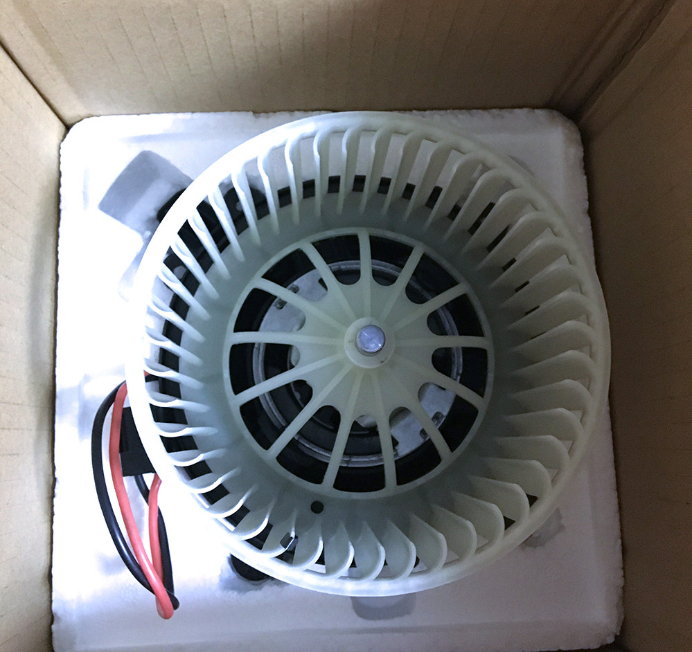 97057391200 97057392200 Heater Blower Fan Motor For Porsche Panamera