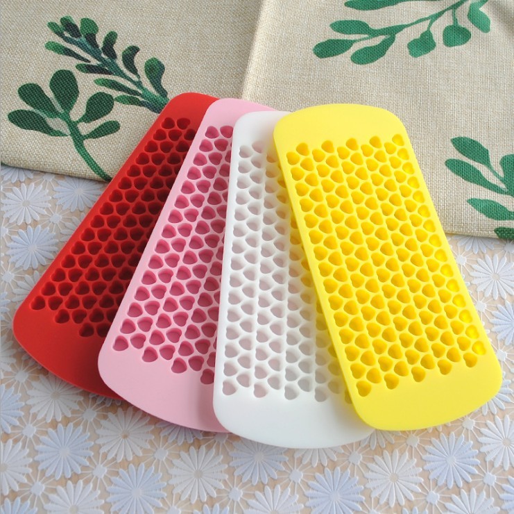 Fancy reusable 150 silicone heart ice cube tray bar tool 150 heart shaped ice mold high quality silicone food grade ice tray
