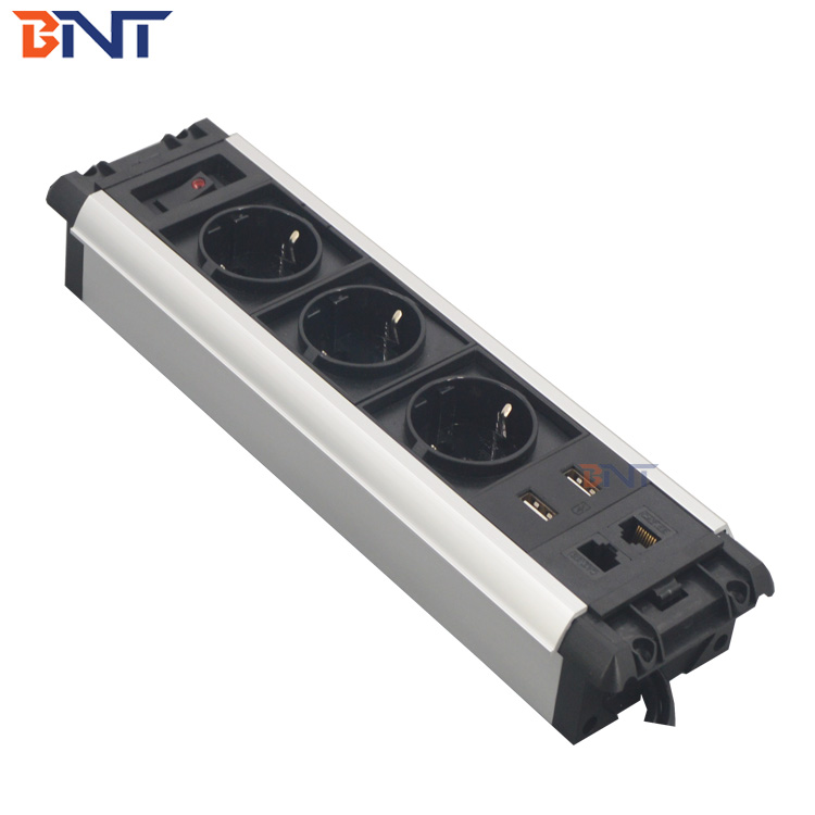 CE certificate intelligent built in desktop usb power socket with Schuko plug