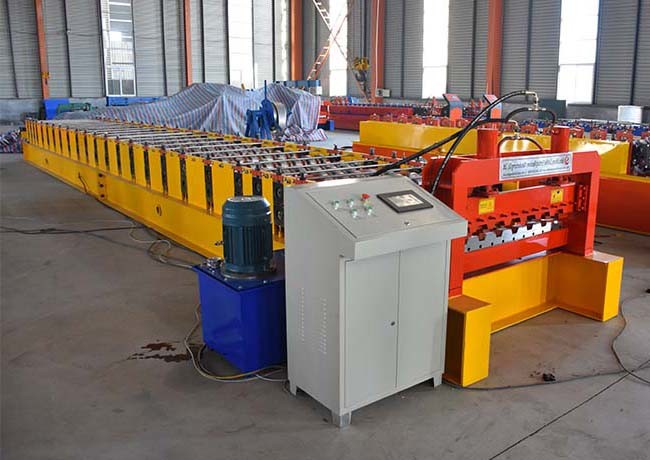 Bearing Plate Metal Deck Forming Machine , High Efficient Floor Tiles Making Machine