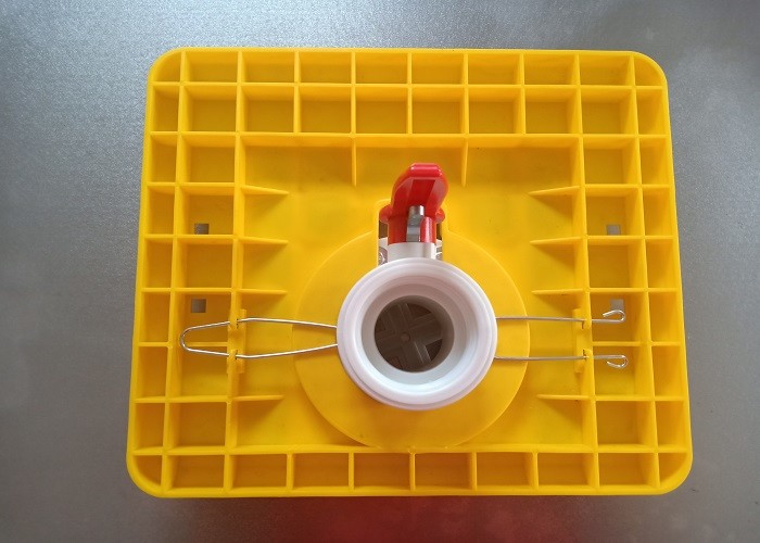 Custom IBC Tank Fittings Tote Tank Fittings PP Material VALVE SUPPORT For Flexitank Valve