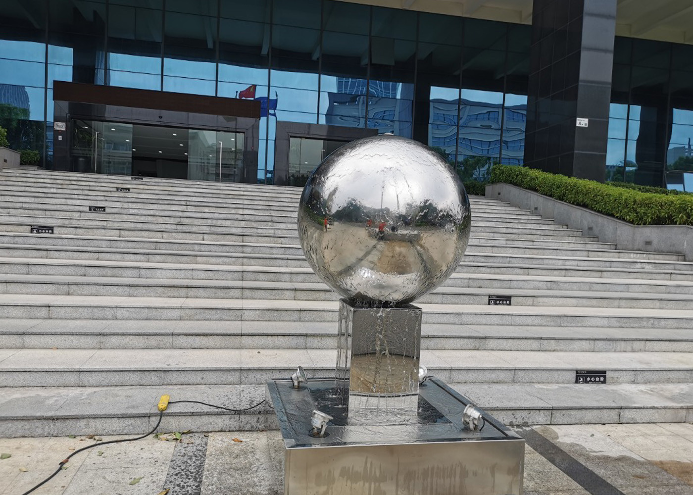 150cm Height 316L Stainless Steel Water Fountain For Garden Decoration