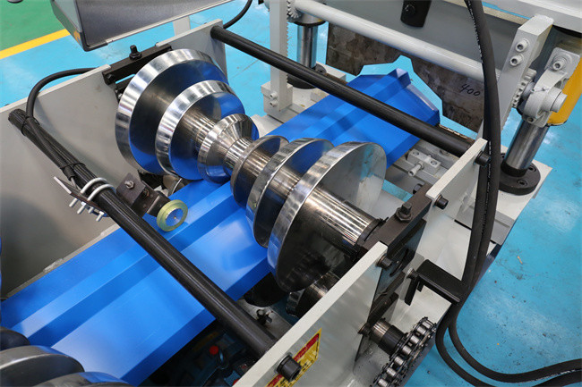 Customized hot dip steel roofing sheet roll top ridge capping making machine high speed