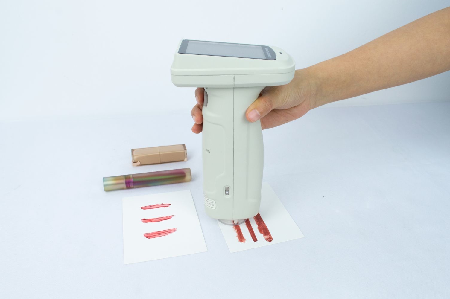 d/8 400-700nm CLEDs Delta E Spectrophotometer