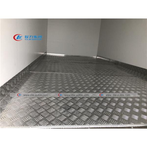 SINOTRUK HOWO Refrigerated Van Truck