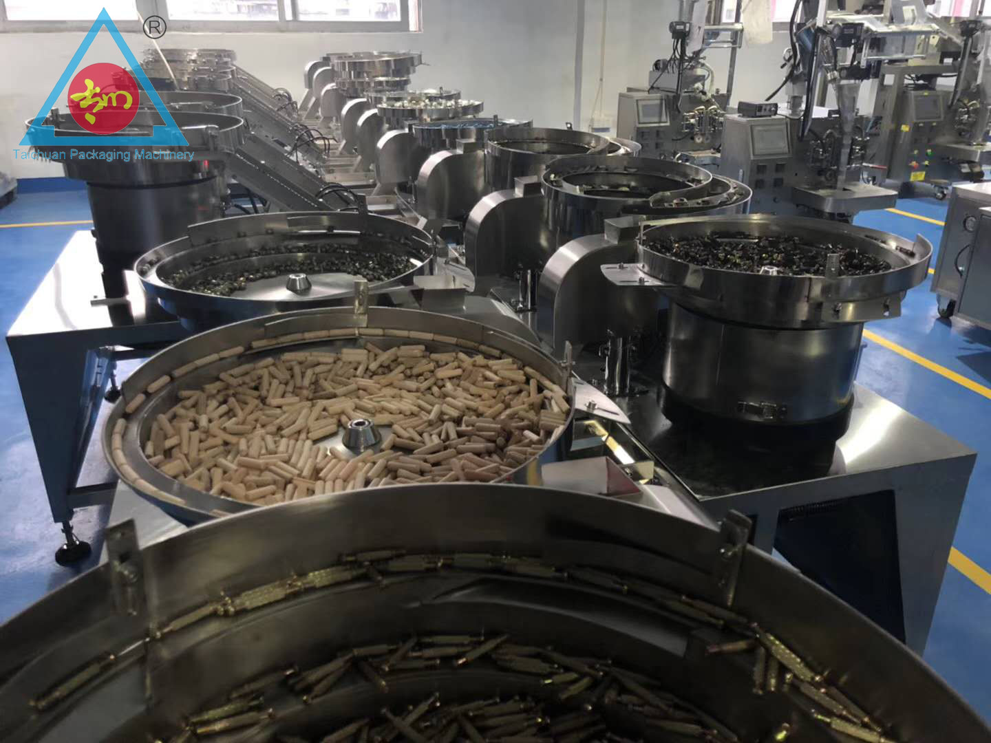 Taichuan factory Autompatic screw nut/screw hardware parts/industrial parts packaging machine With Counting