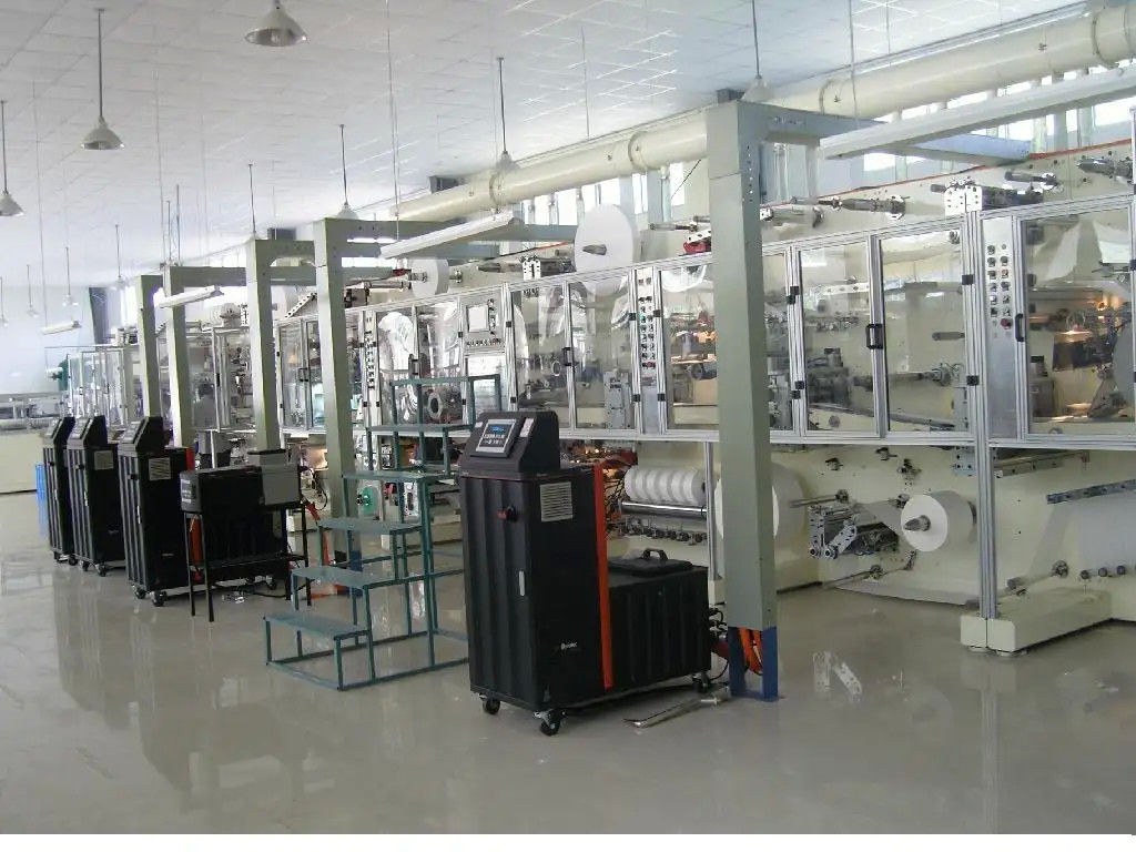 Machine production baby diapers product baby diaper production machine