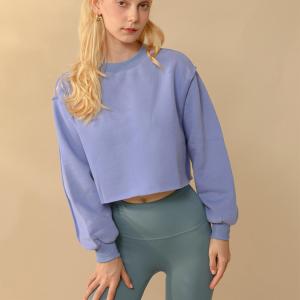 China Outdoors Oversized Cropped Crewneck Sweatshirt Hoodie Crop Top Women'S Raw Hem wholesale