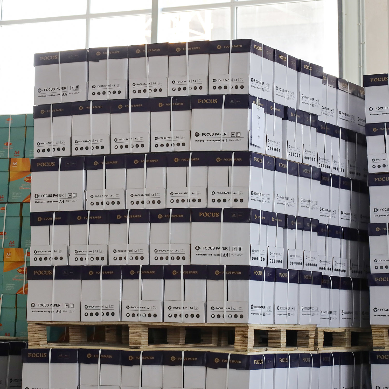 FOCUS Brand 100% Virgin Wood Pulp 70/80GSM A4 White Copy Paper Office Paper