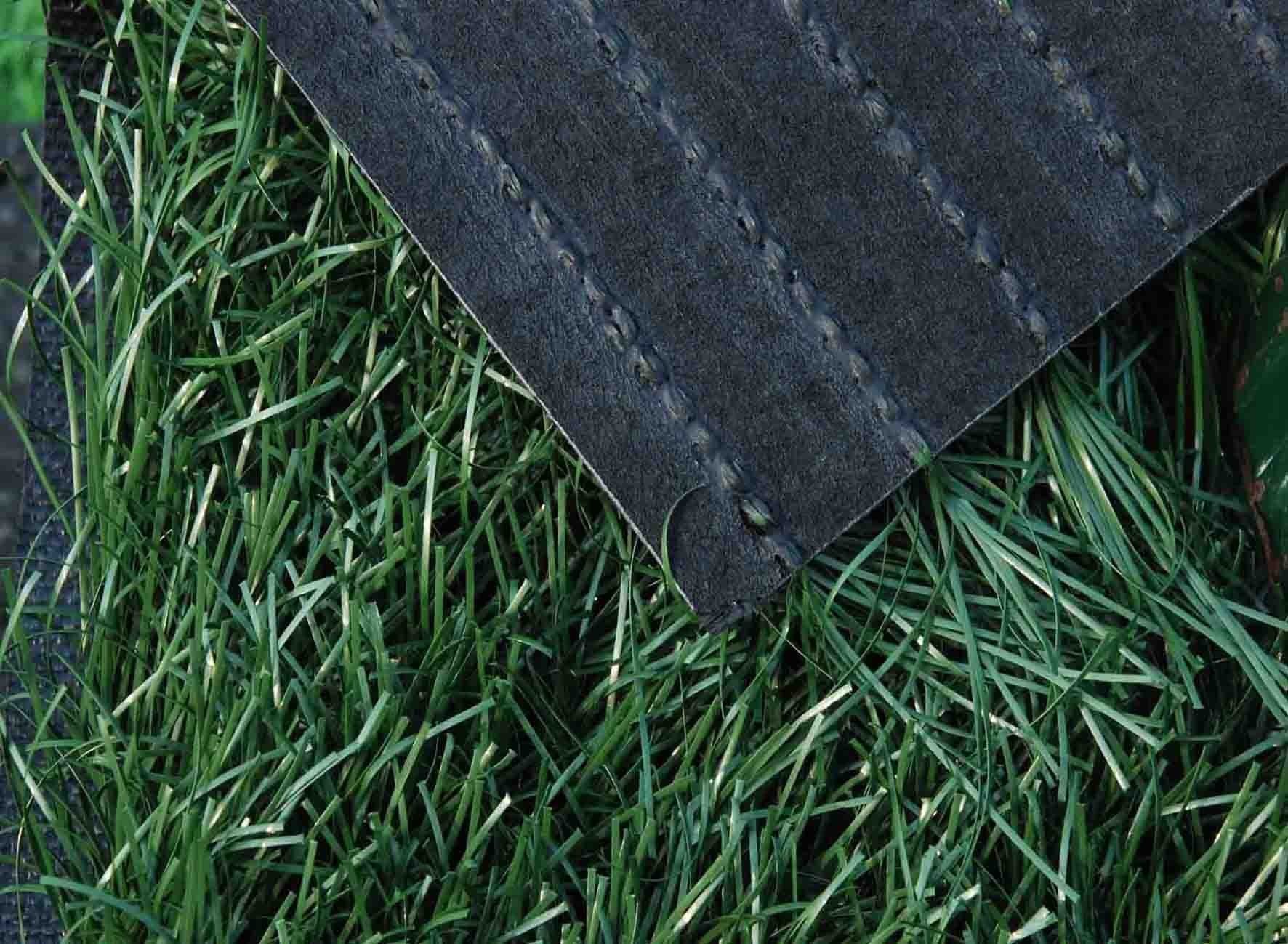 Low Maintenance Environmental Friendly Olive Green Football Artificial Grass Used For Pets Children And Adults Sports