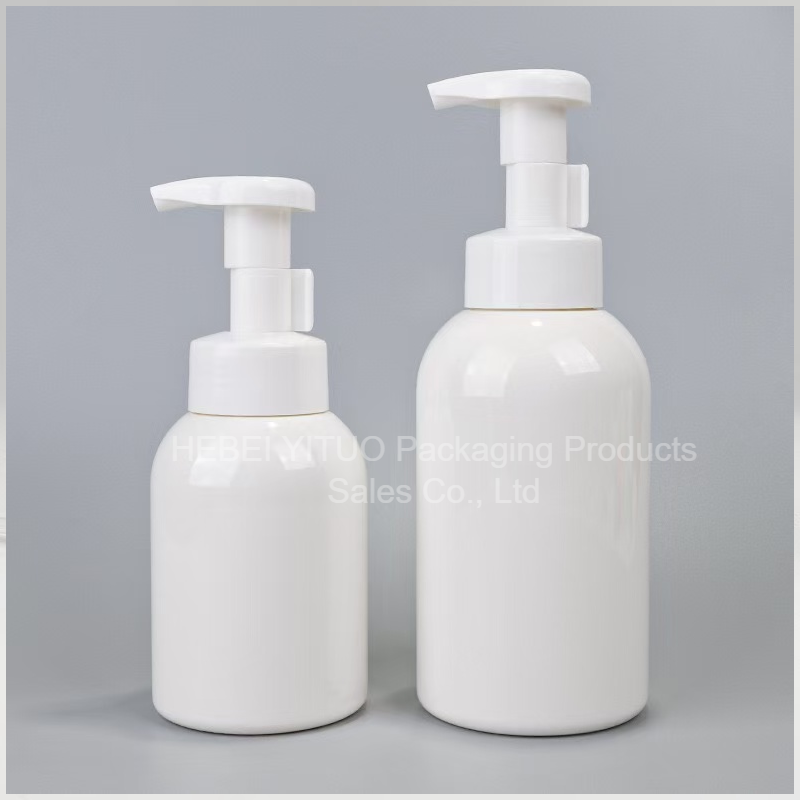 China Reusable Empty White Plastic Shampoo Container / Custom Shampoo Bottles wholesale