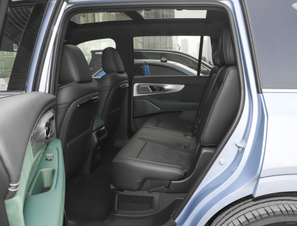 Trumpchi GS8 dual engine series 2.0TM 4WD Hybrid 7 seats used cars for sale