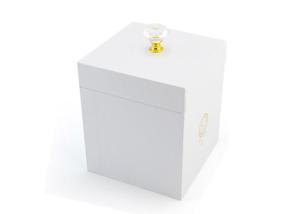 China Fashionable Luxury Gift Packaging Boxes Paperboard Material For Candle wholesale